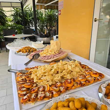 Szálloda Romagna 3*