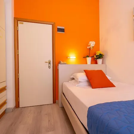 מלון Romagna ריצ'יונה