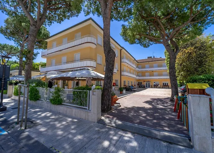 Hotel Romagna 3*